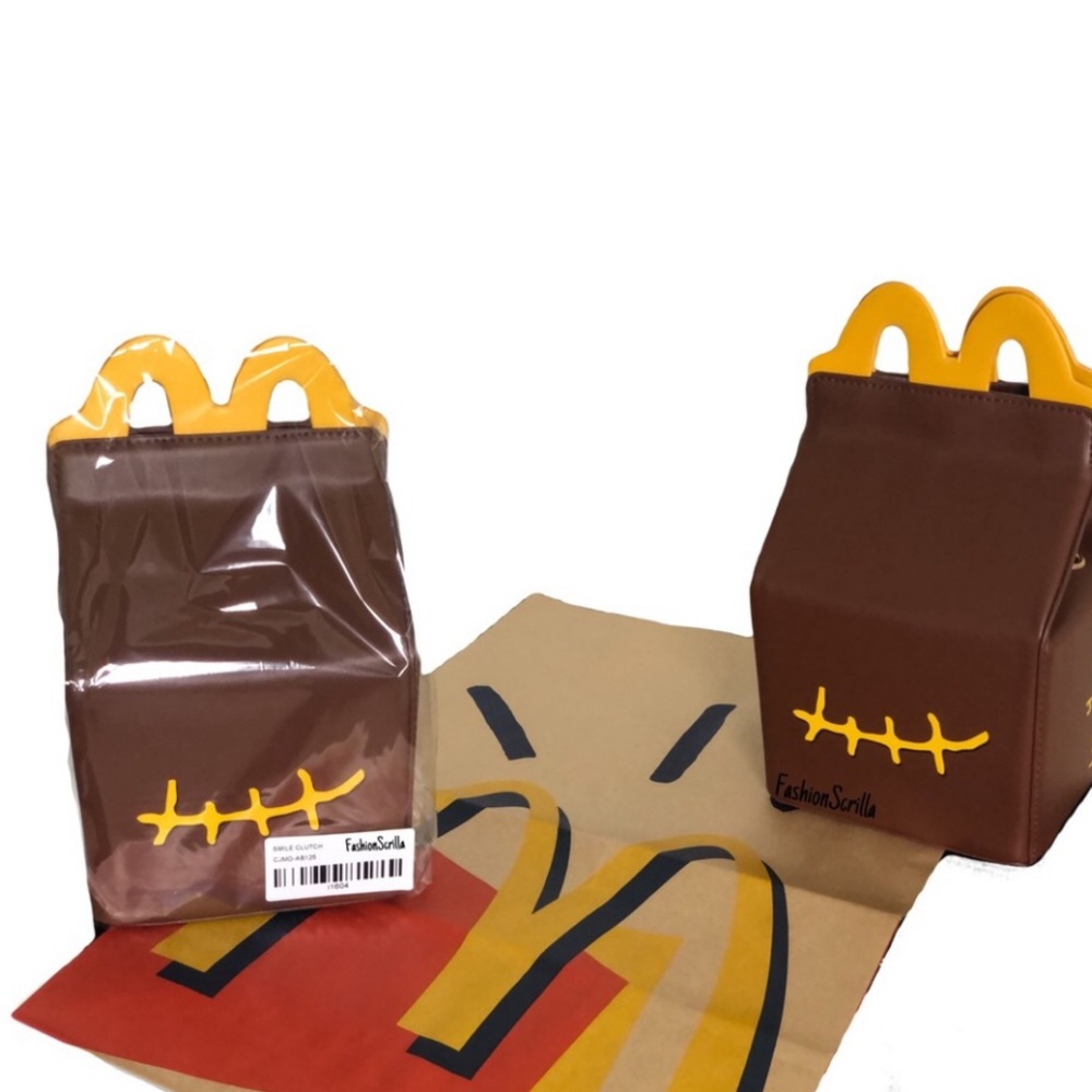 Travis Scott x McDonald’s Smile Clutch - Picture 5 of 16